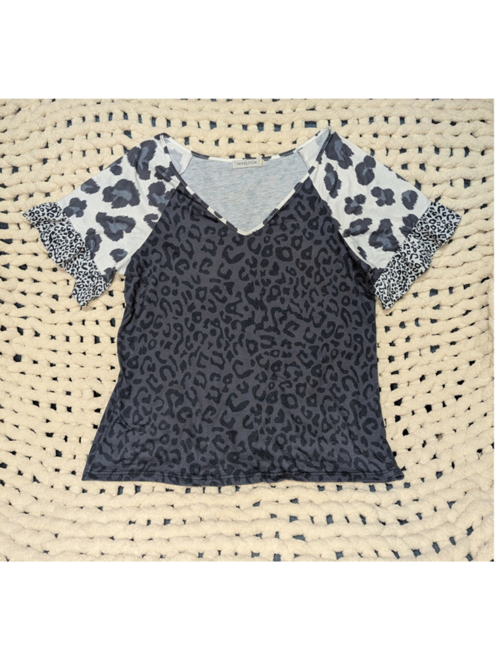Misslook Women's Large Mixed Leopard Print Ruffle Sleeve V Neck Top Gray Black